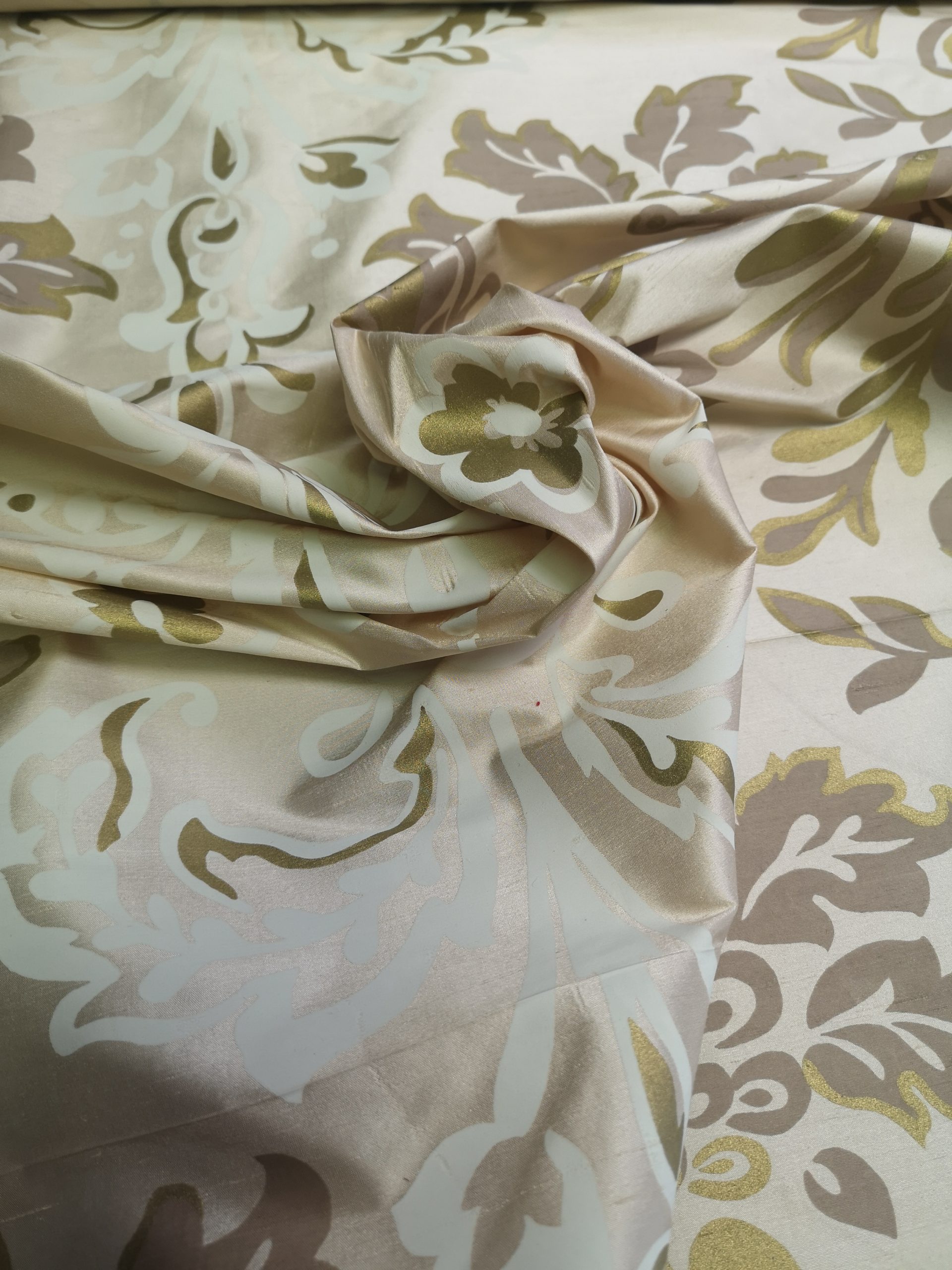 Silk - Beige and Cream on Gold - Fabric Centre